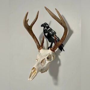 New deer hanger for European skull mounts crow metal decor hunting/taxidermy